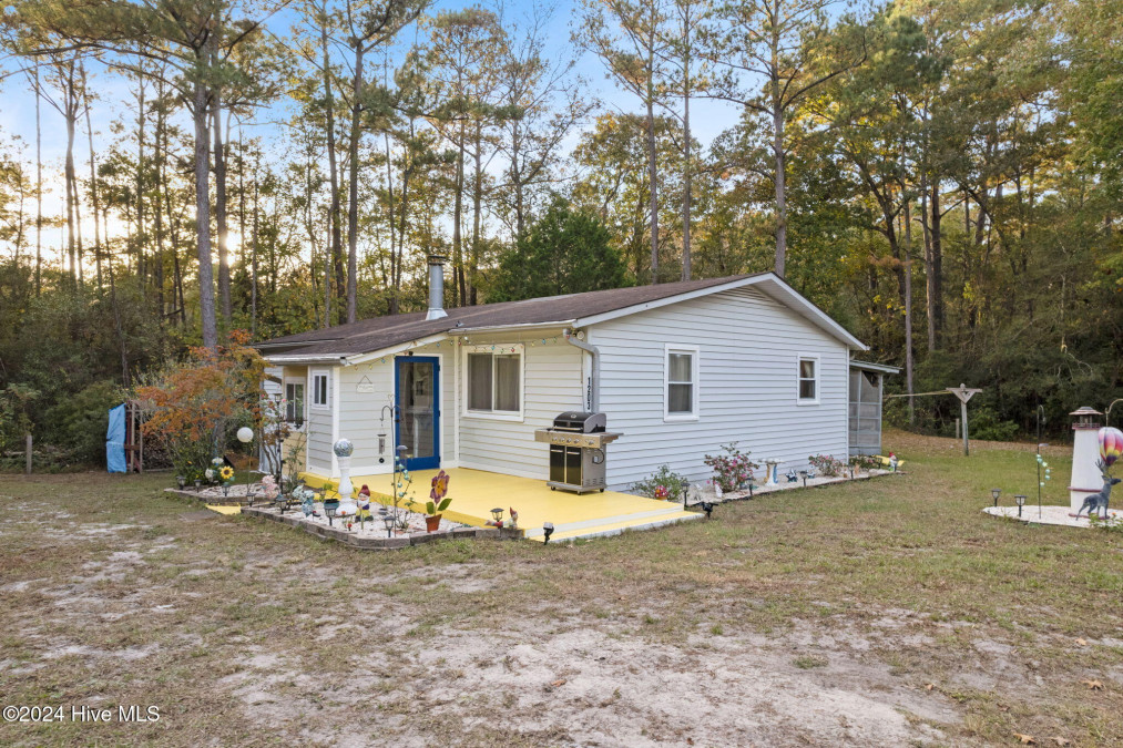 1203 Ocean Trail Ct Supply, NC 28462