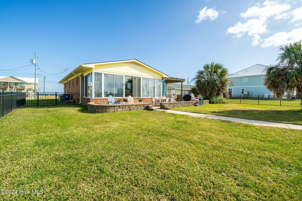 241 Bay View Blvd Atlantic Beach, NC 28512