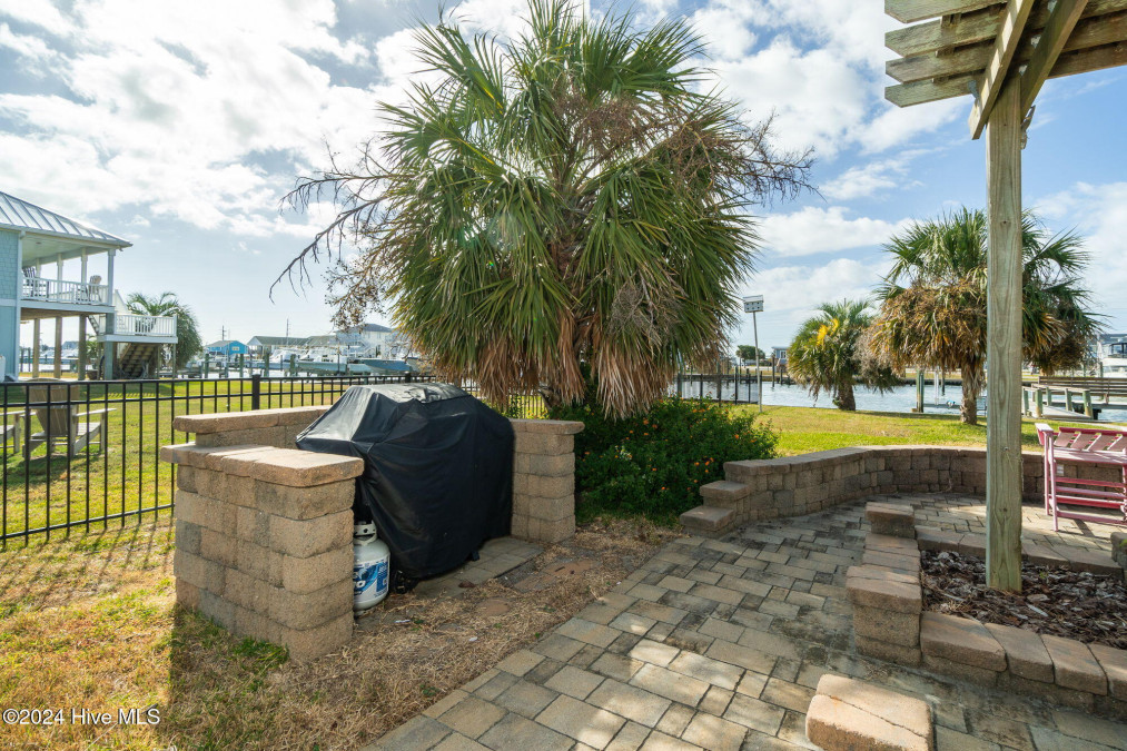 241 Bay View Blvd Atlantic Beach, NC 28512