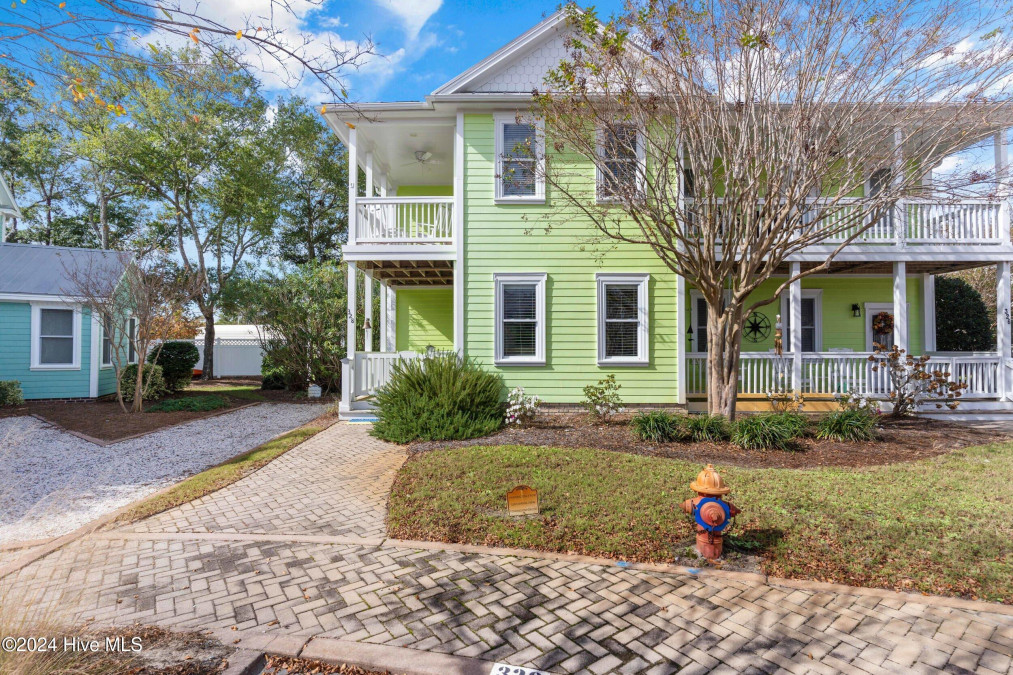 328 Marina View Dr Southport, NC 28461