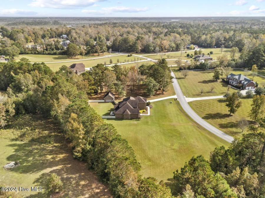 165 Country Squire Ln Jacksonville, NC 28540