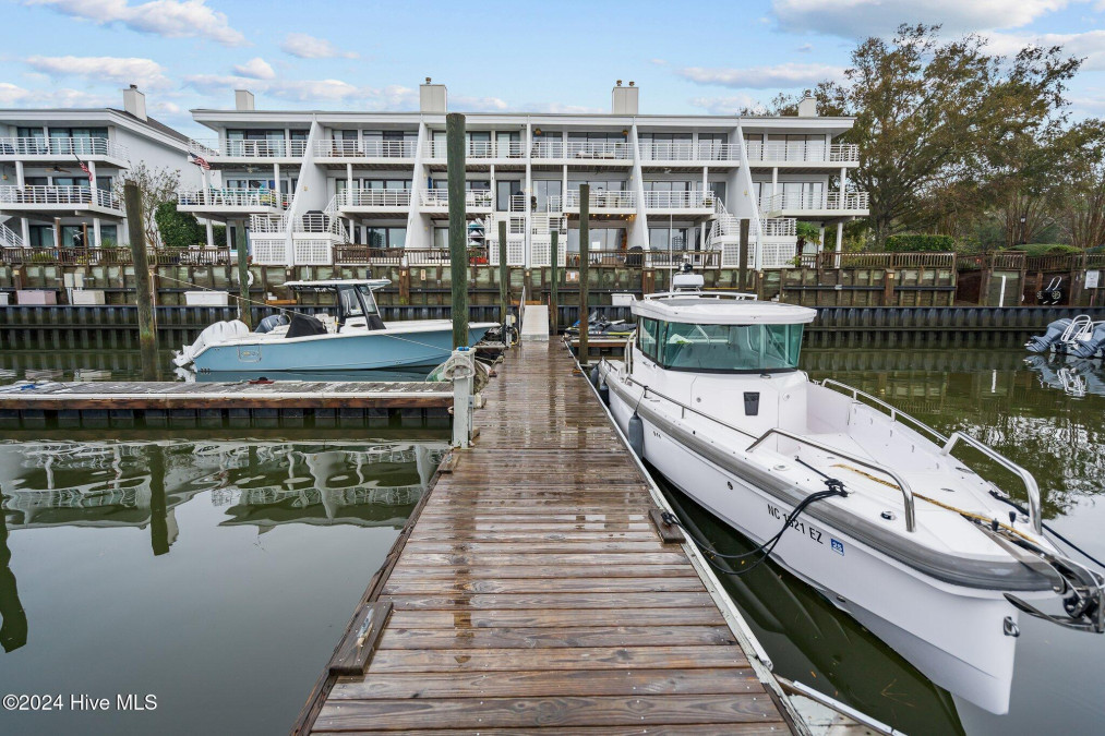 5403 Marina Club Dr Wilmington, NC 28409