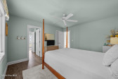 26 Porpoise Pl North Topsail Beach, NC 28460