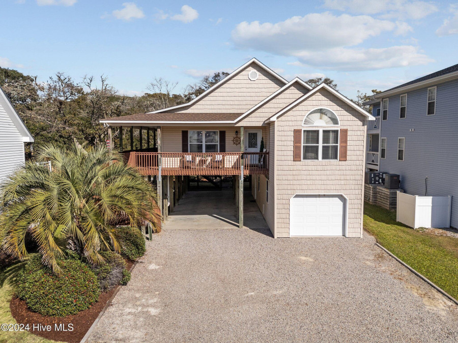 118 Island Dr Oak Island, NC 28465