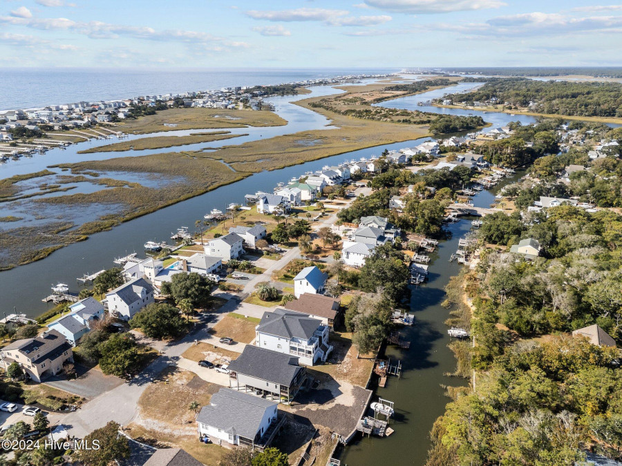 118 Island Dr Oak Island, NC 28465