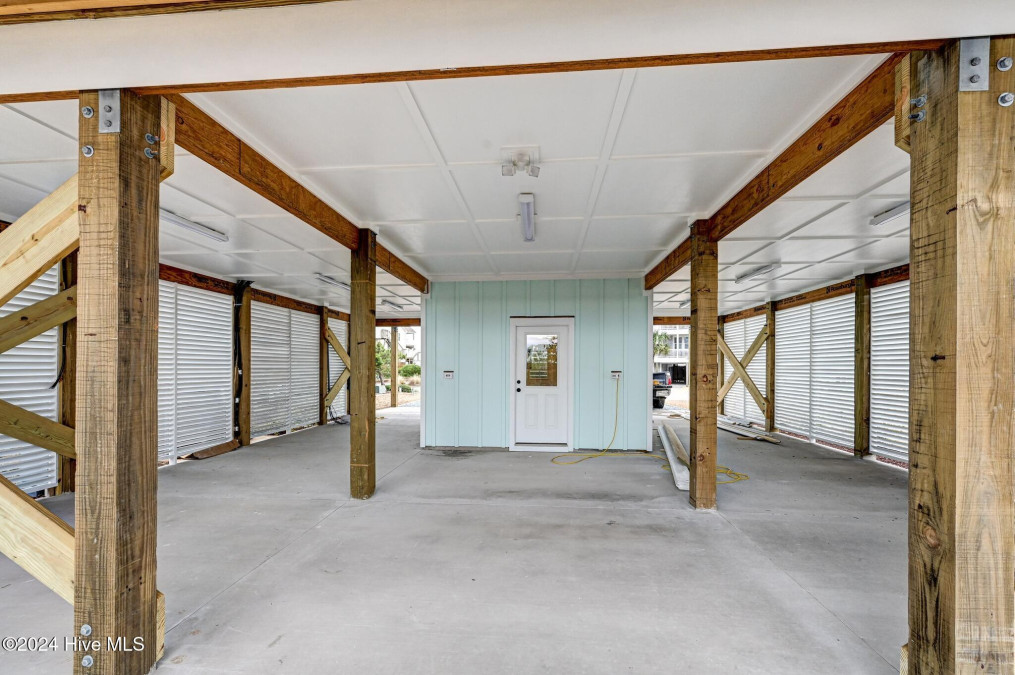 109 Old Village Ln North Topsail Beach, NC 28460