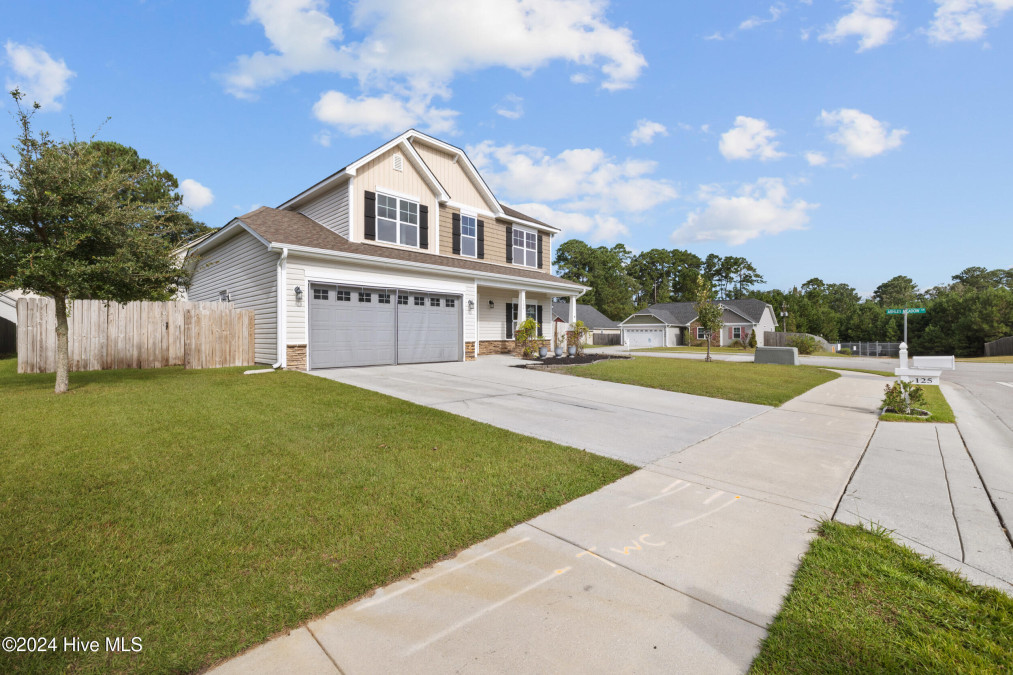 125 Stonecroft Ln Jacksonville, NC 28546