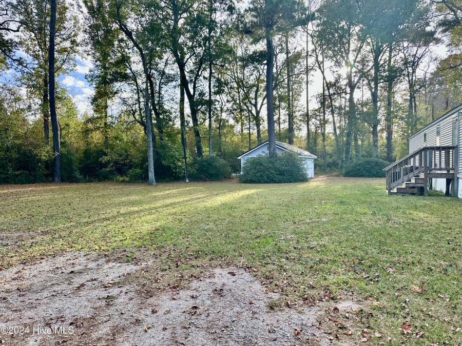 3675 Old Pine Log Rd Chadbourn, NC 28431