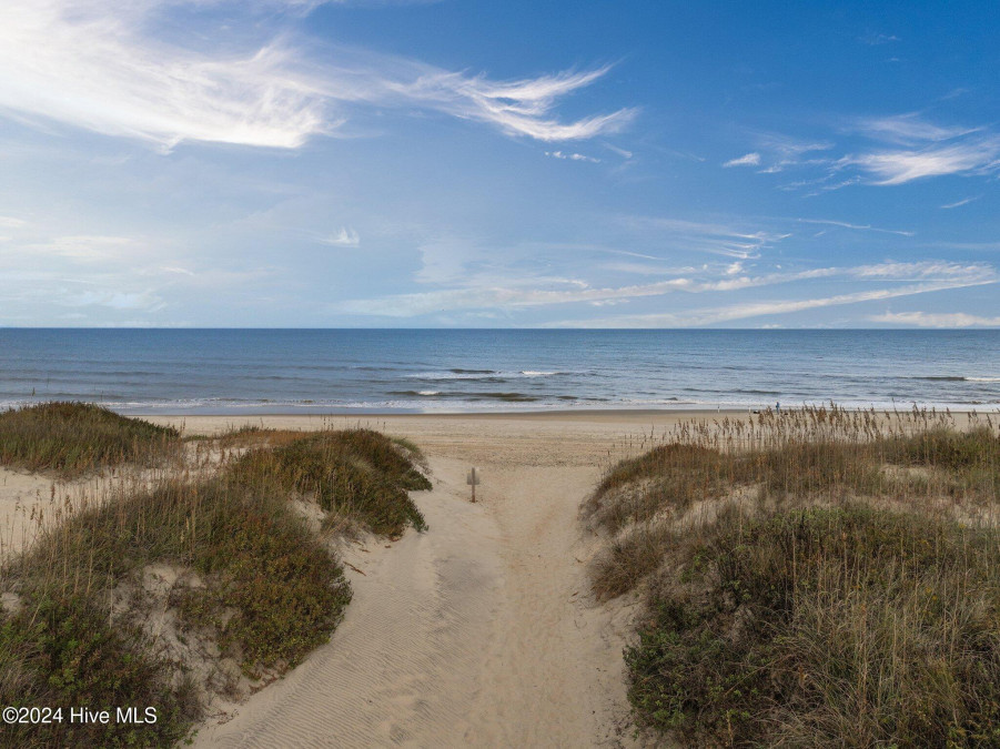 7036 Virginia Dare Trl Nags Head, NC 27959