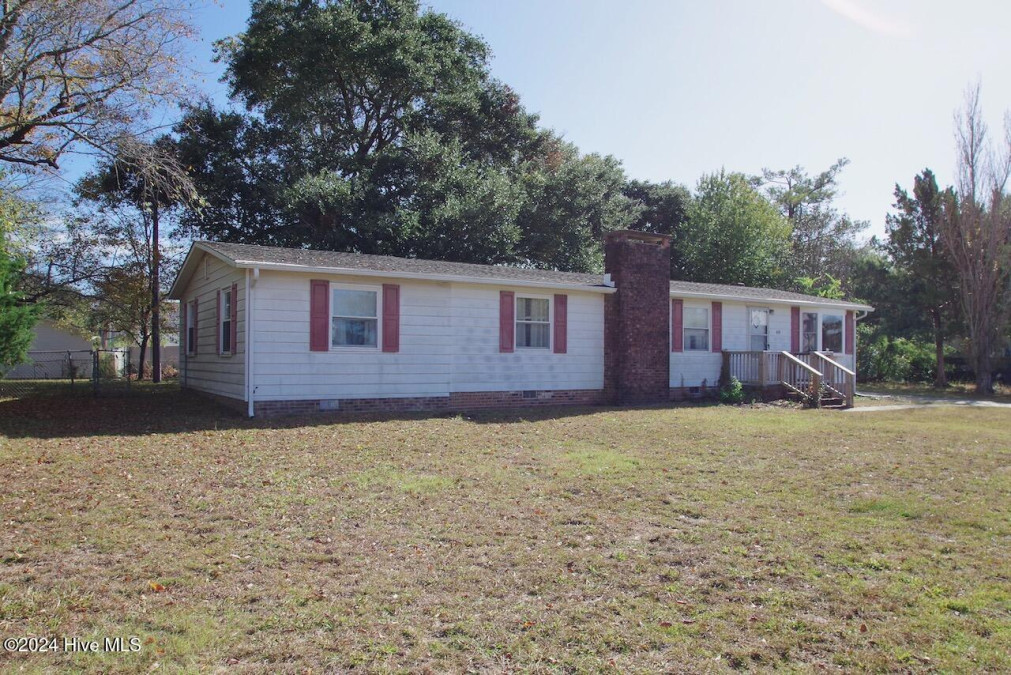 217 Bogue Sound Dr Cape Carteret, NC 28584