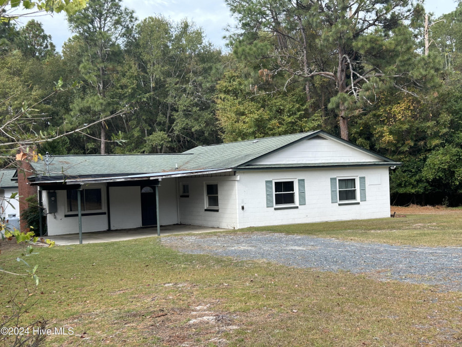 4320 Nc 73 Hwy West End, NC 27376