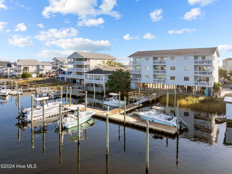 709 Canal Dr Carolina Beach, NC 28428