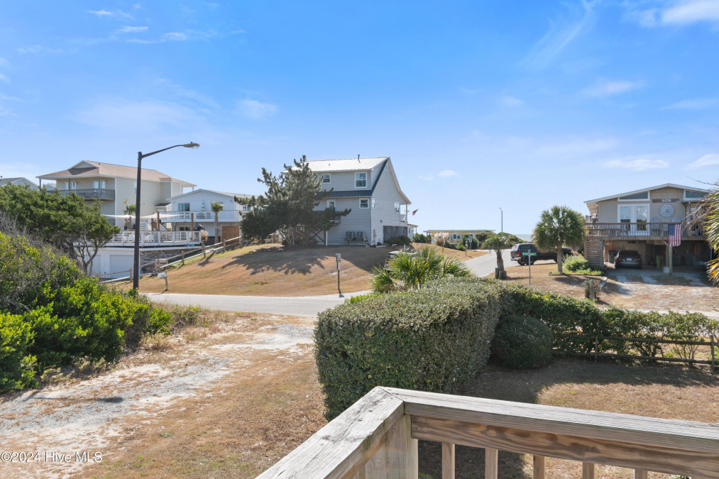 3602 Dolphin Dr Oak Island, NC 28465