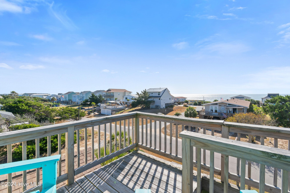 3602 Dolphin Dr Oak Island, NC 28465