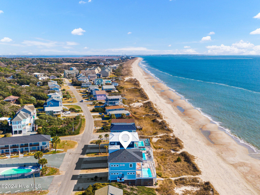 505 Ocean Dr Oak Island, NC 28465