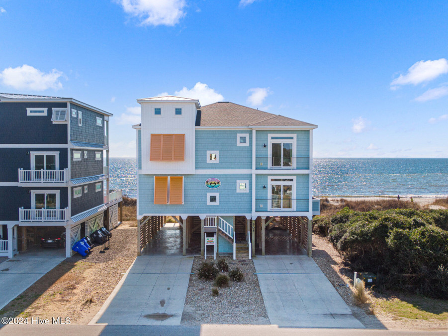 505 Ocean Dr Oak Island, NC 28465