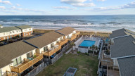 283 Salter Path Rd Pine Knoll Shores, NC 28512