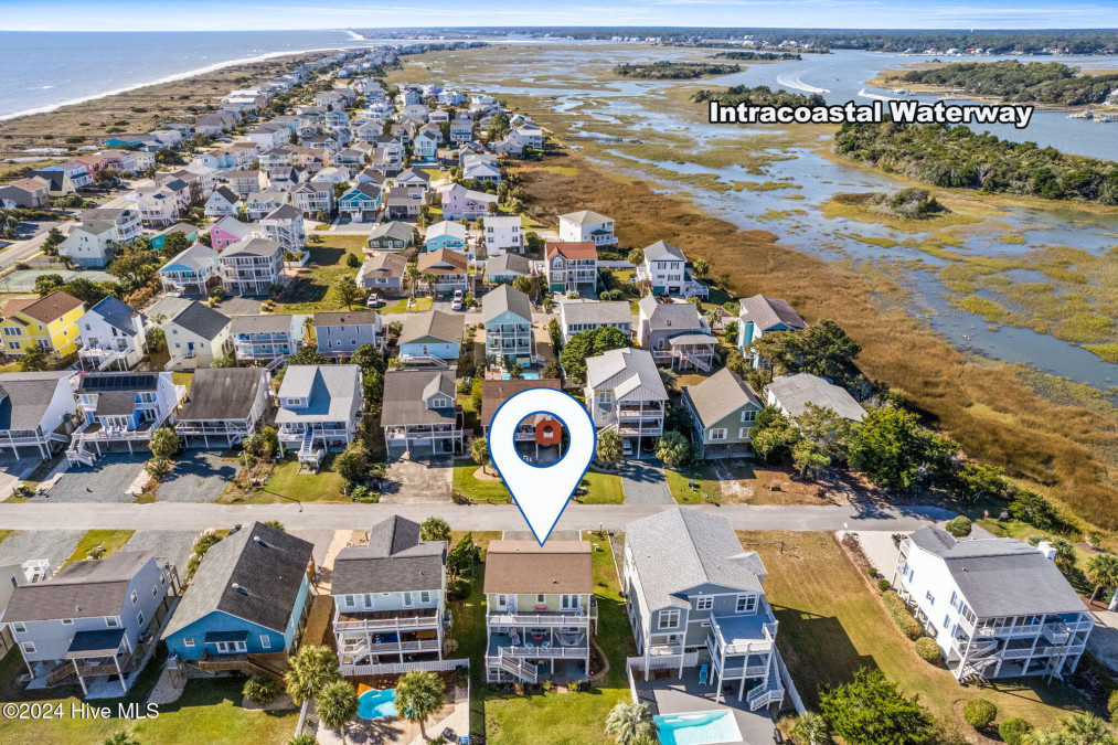 118 Clipper Ship Dr Holden Beach, NC 28462