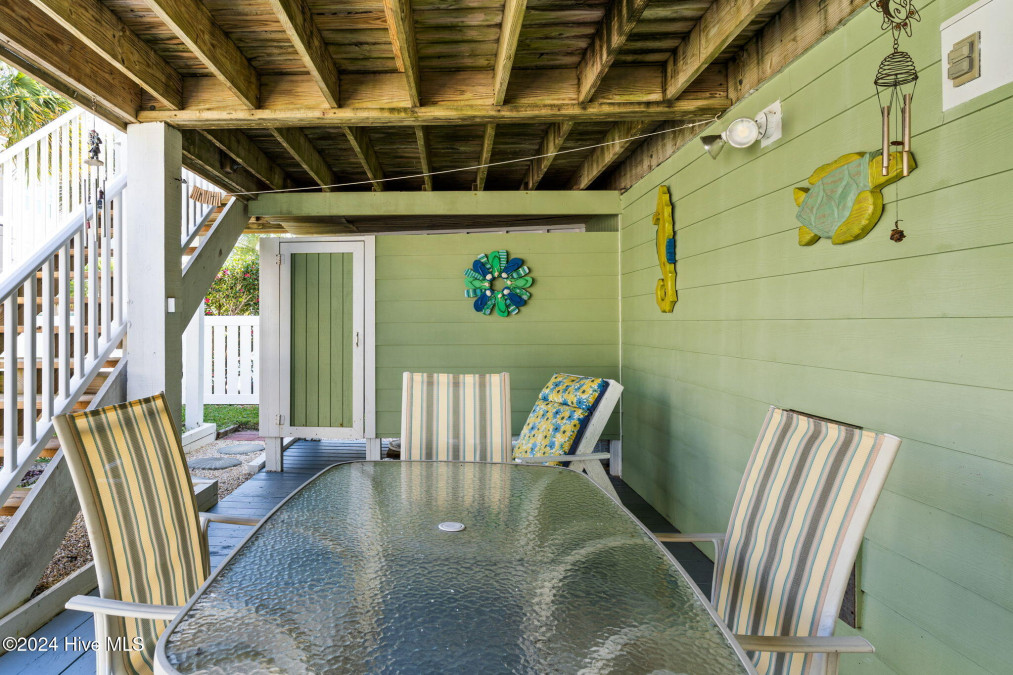 118 Clipper Ship Dr Holden Beach, NC 28462