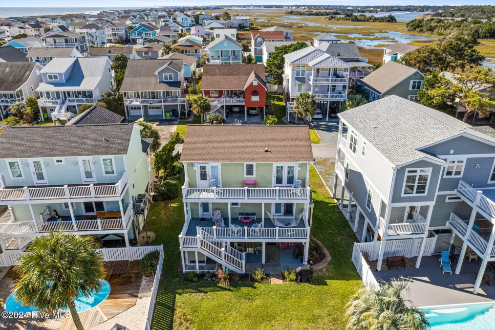 118 Clipper Ship Dr Holden Beach, NC 28462