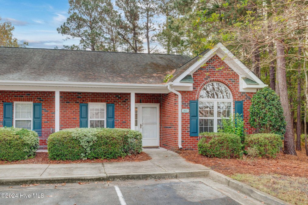 1602 Honeybee Ln Wilmington, NC 28412