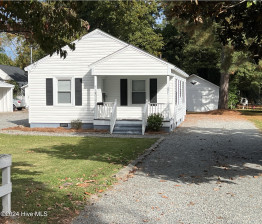 406 Stewart Ave Clinton, NC 28328