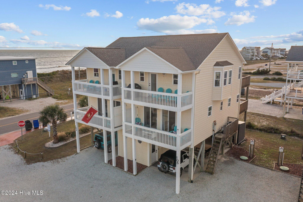 105 Volusia Dr North Topsail Beach, NC 28460