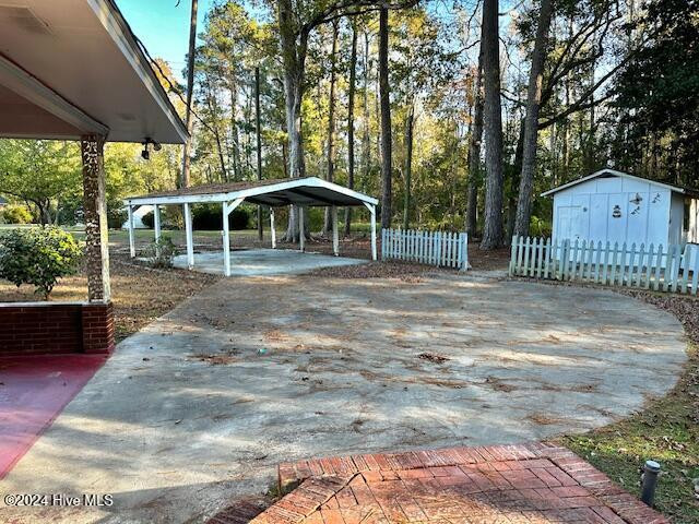 701 Bob White Ln Whiteville, NC 28472