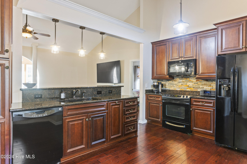 864 Sandpiper Bay Dr Sunset Beach, NC 28468