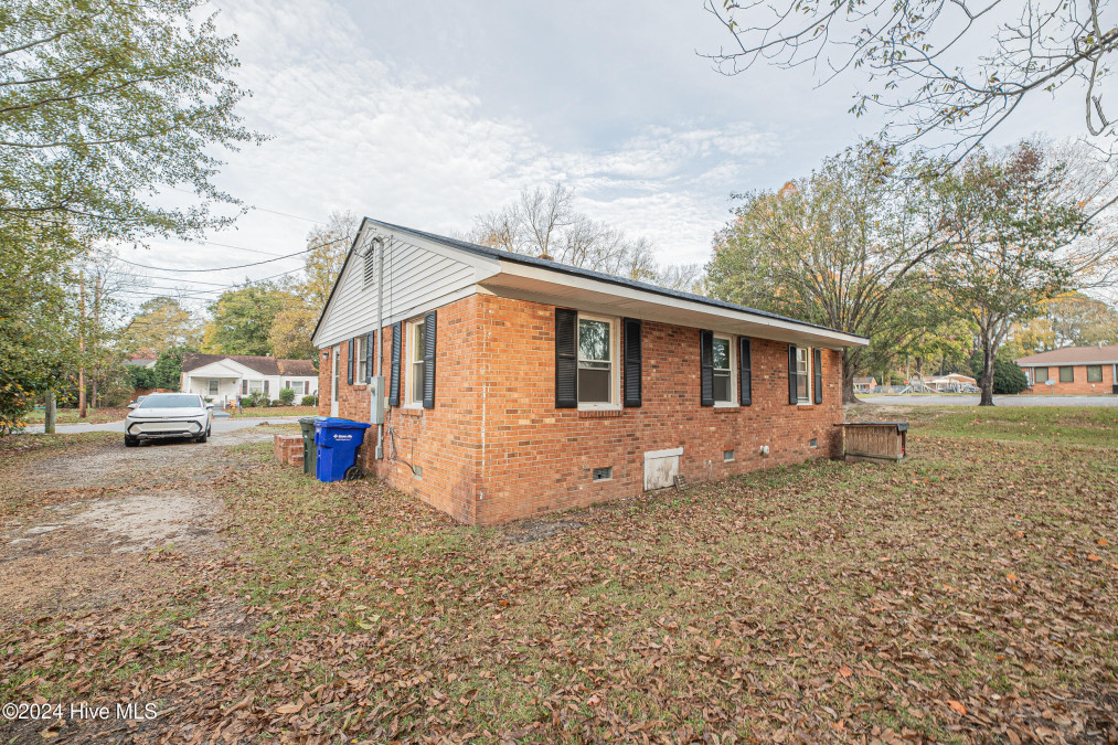 2607 Dunn St Greenville, NC 27834