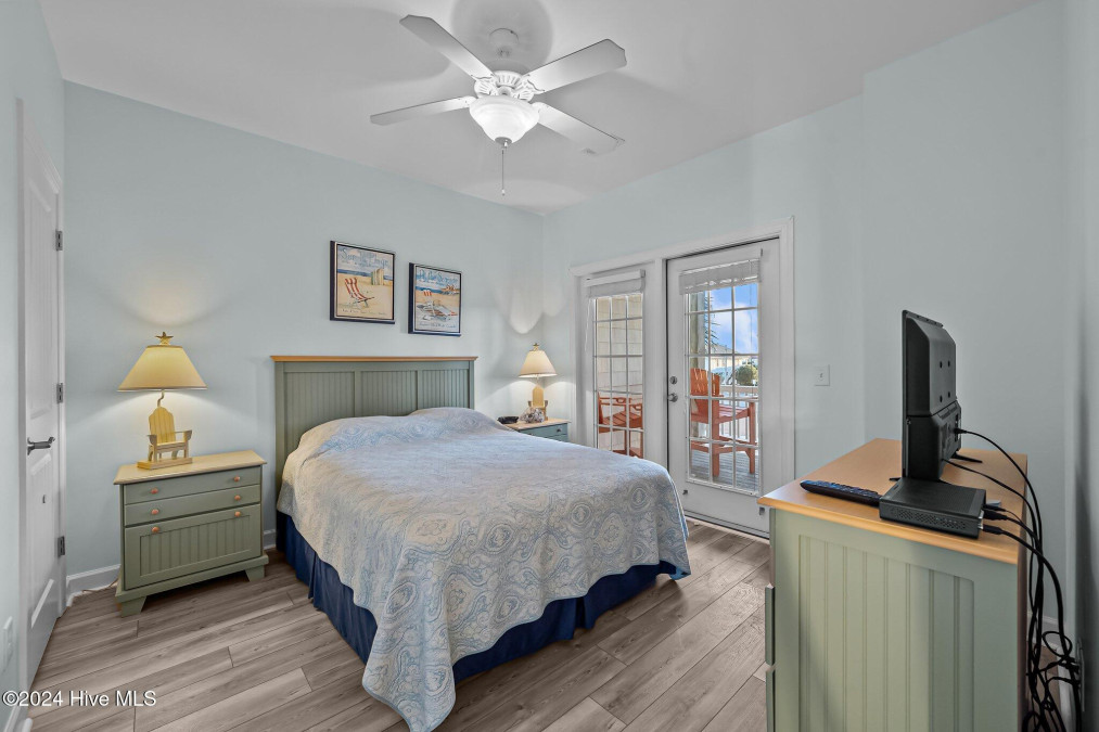 211 Summer Winds Pl Surf City, NC 28445