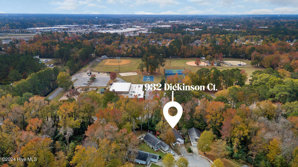 932 Dickinson Ct New Bern, NC 28562