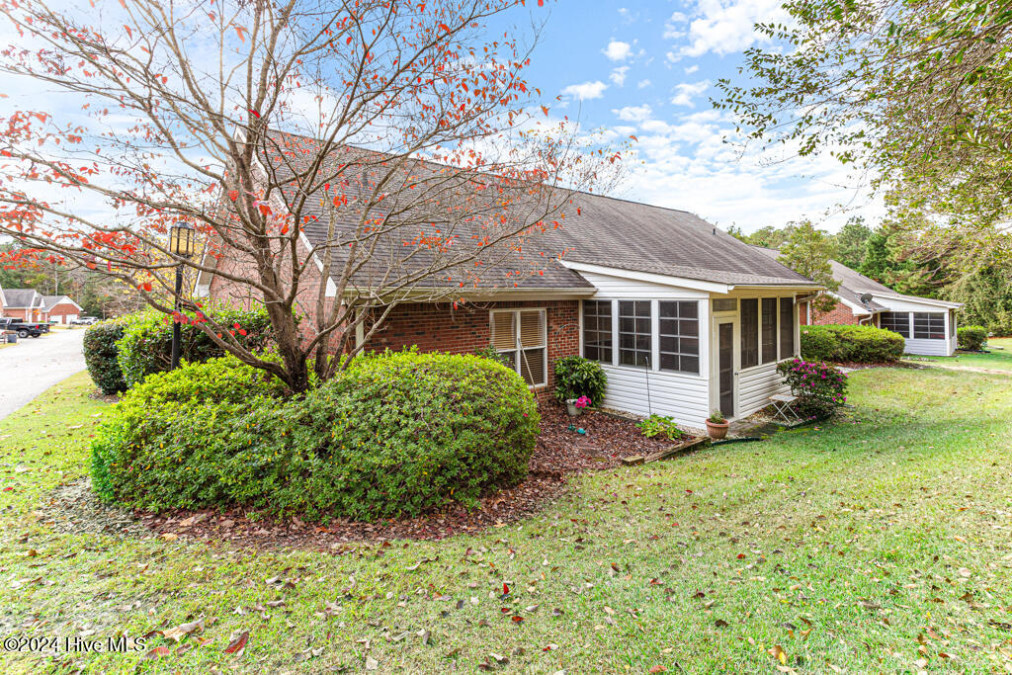 400 Spring Hill Loop Pinehurst, NC 28374