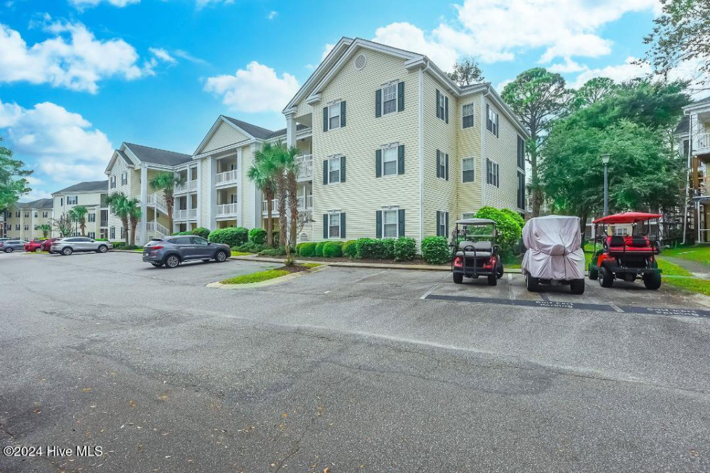 601 Hillside Dr North Myrtle Beach, SC 29582