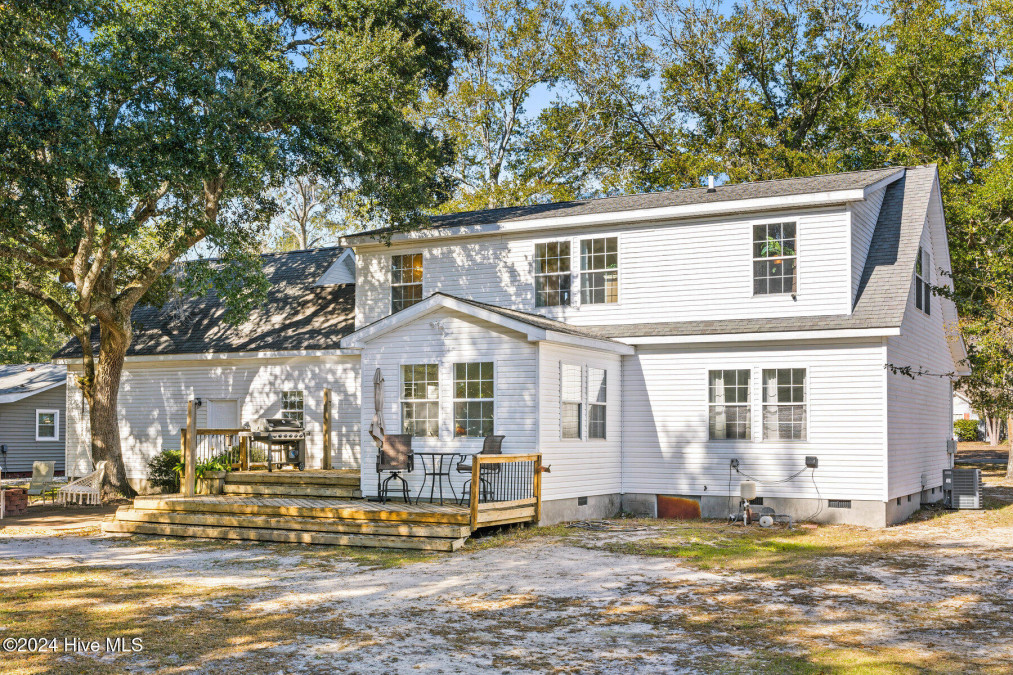 520 Great Oak Cir Sunset Beach, NC 28468