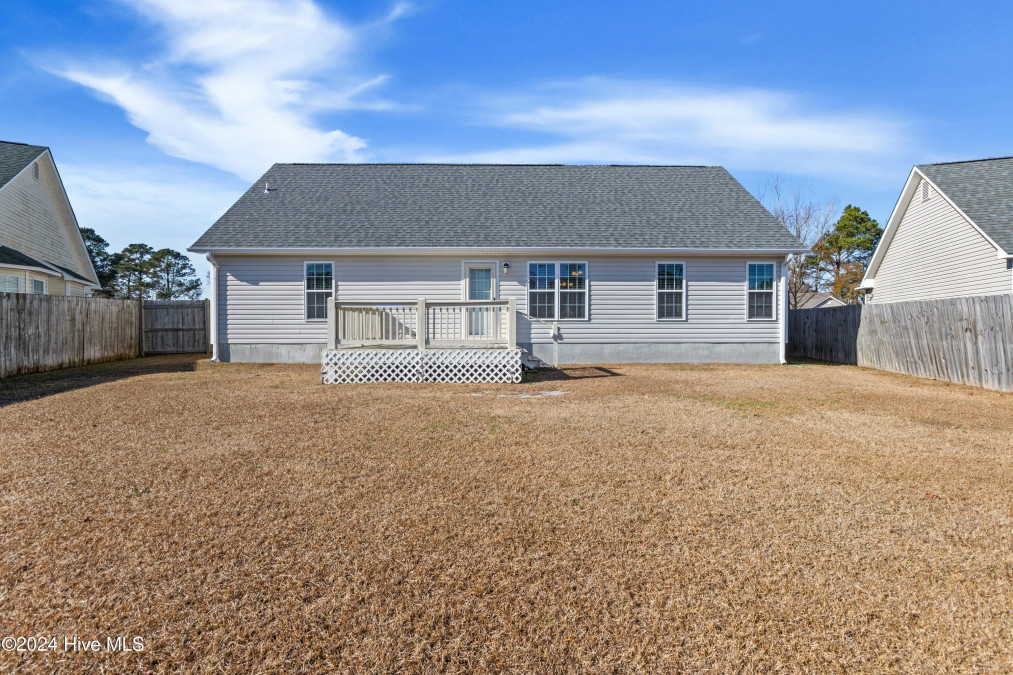 203 Mulberry Ln Jacksonville, NC 28546