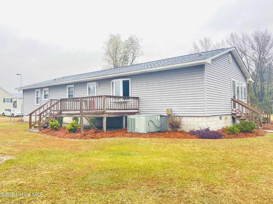 1029 Beautancus Rd Mount Olive, NC 28365