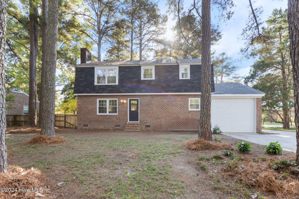 2912 Westminster Dr Rocky Mount, NC 27803