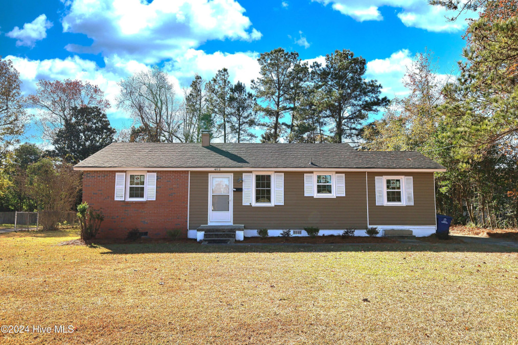 402 Clyde Dr Jacksonville, NC 28540