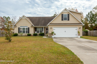 101 Lexington Cir New Bern, NC 28562