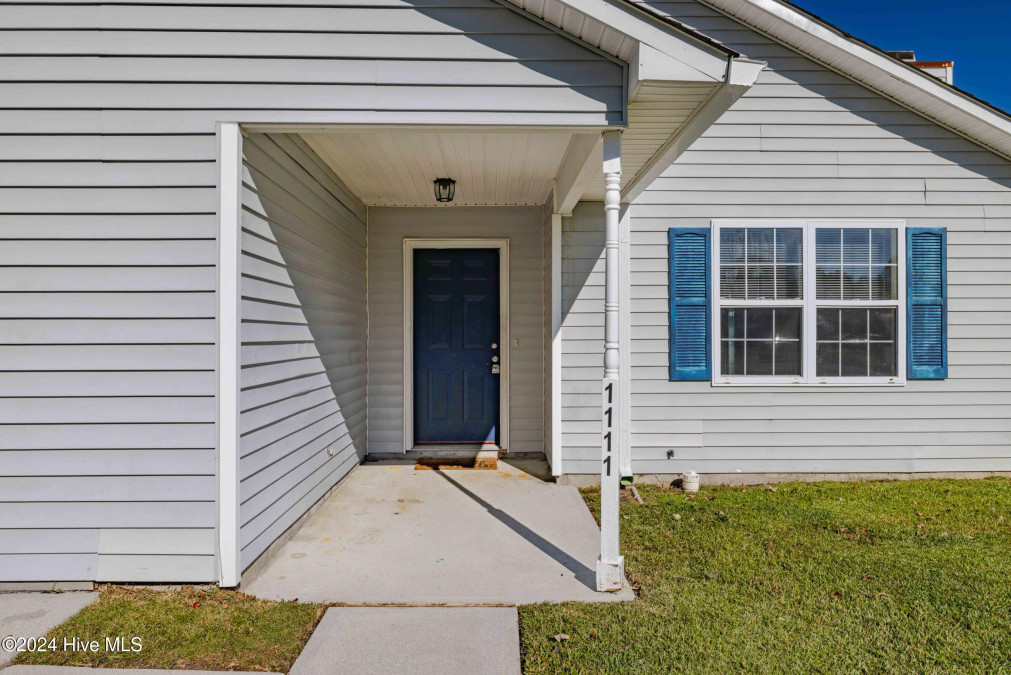 1111 Shroyer Cir Jacksonville, NC 28540