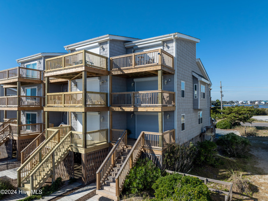 1784 New River Inlet Rd North Topsail Beach, NC 28460