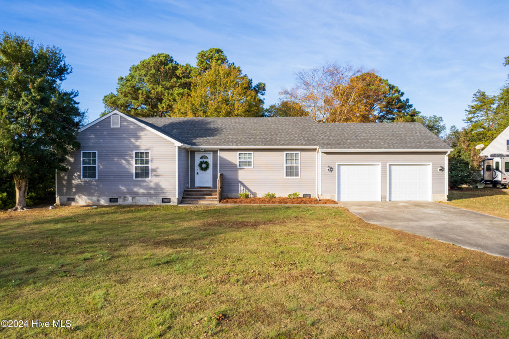 101 Gadwell Dr Currituck, NC 27929