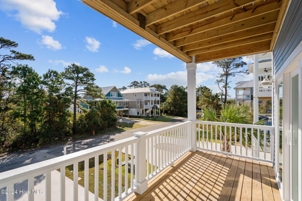 1208 Mackerel Ln Carolina Beach, NC 28428