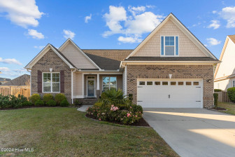 1029 Sparkle Stream Ct Leland, NC 28451