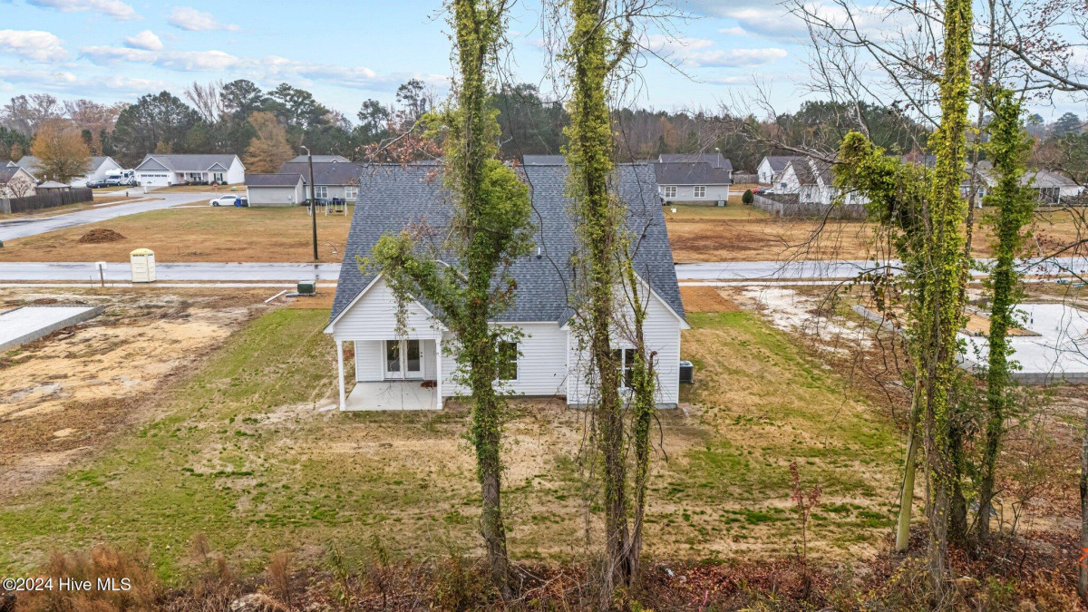 325 Mangrove Ct Ayden, NC 28513