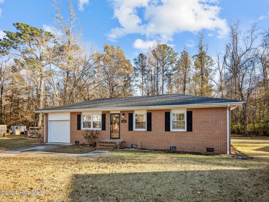 308 Sheffield Rd Jacksonville, NC 28546