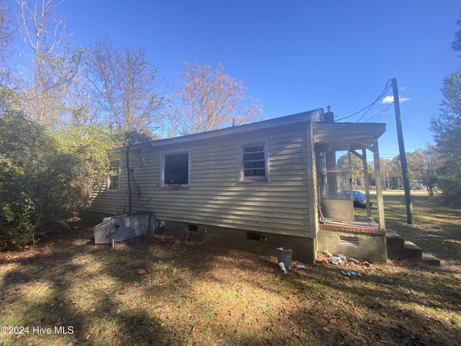 218 Main St Princeville, NC 27886