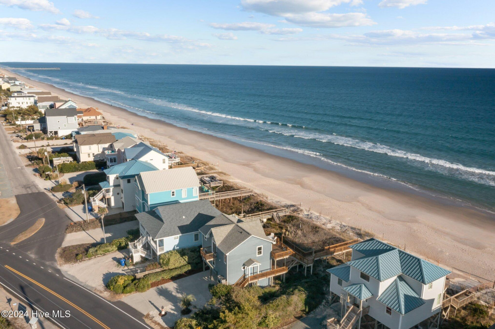 1308 Shore Dr Surf City, NC 28445