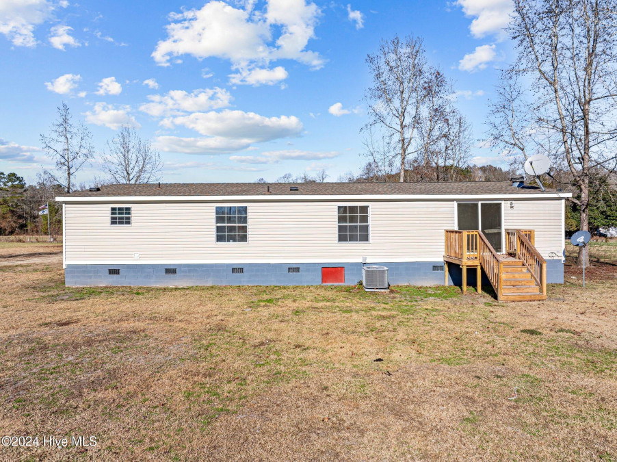 4157 Shiloh Rd Willard, NC 28478